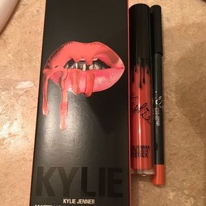 Kylie lip kit